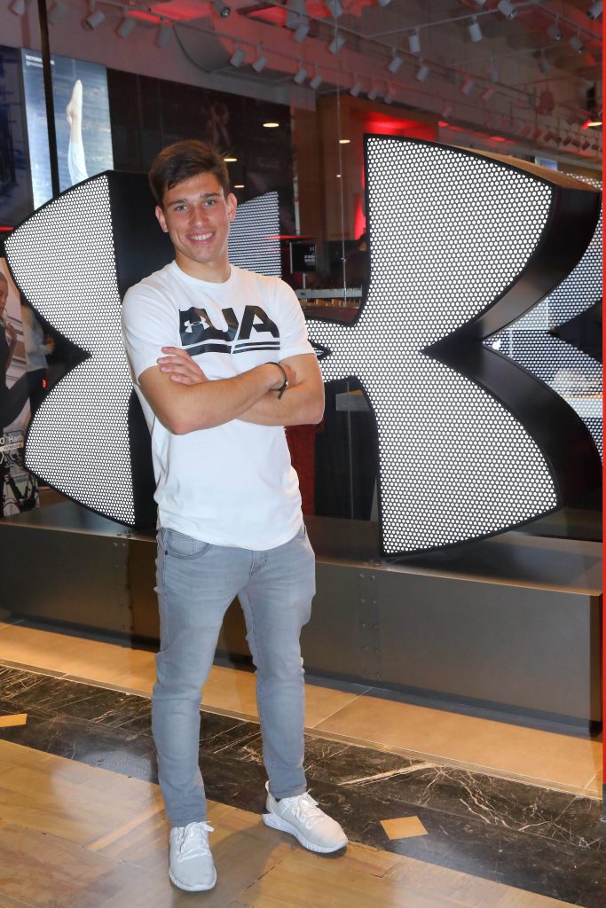 Слагам праг събуждам се under armour alto palermo Blink прилагателно  спасение
